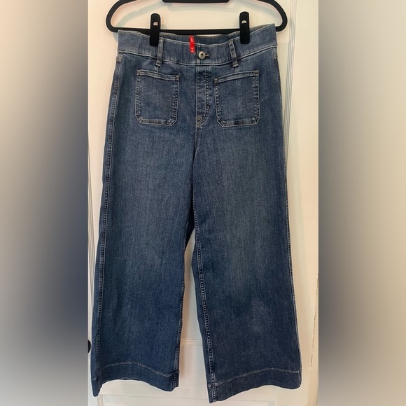 SPANX Cropped Ankle Length Wide Leg Jeans in Shaded Blue, Size Large - Picture 7 of 12